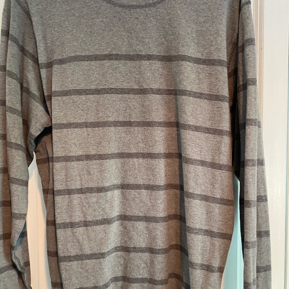 Old navy long sleeve